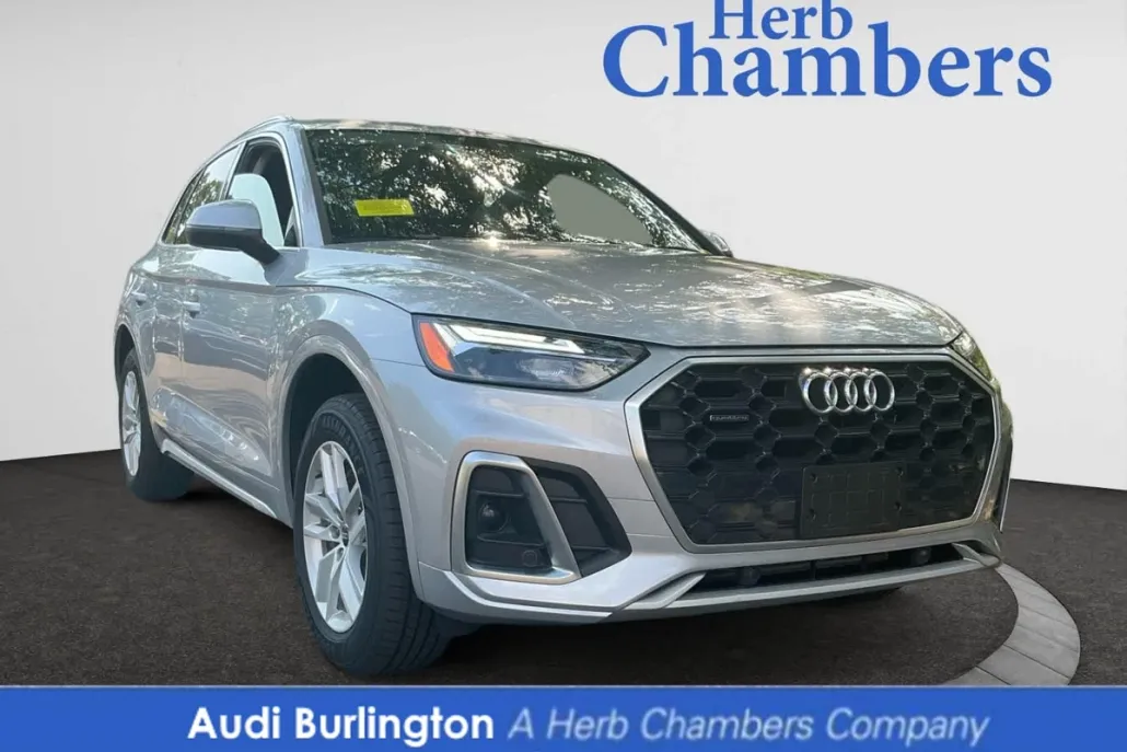 2022 Audi Q5 S line Premium photo 1