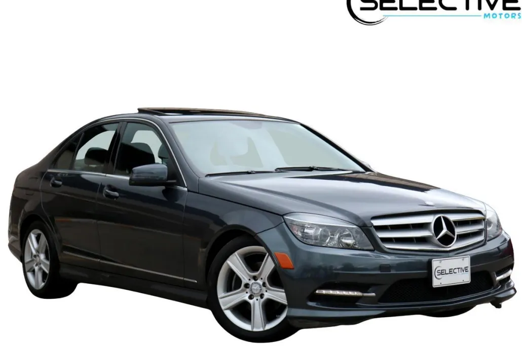 2011 Mercedes Benz C 300 photo 1