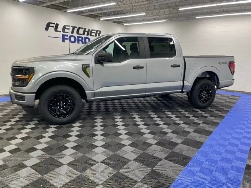 2025 Ford F-150 STX photo 1