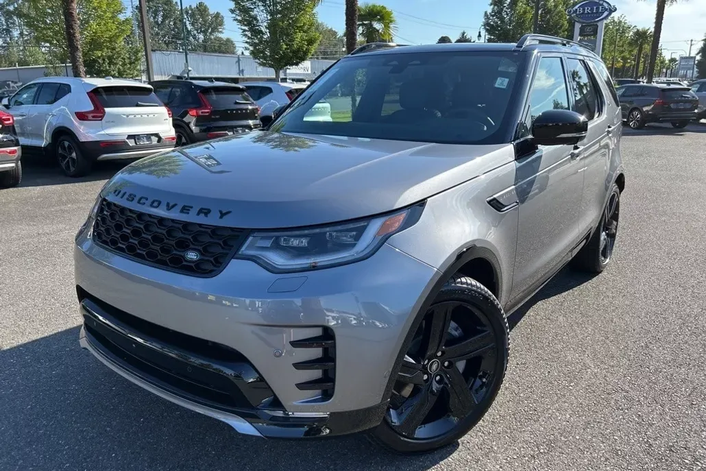 2025 Land Rover Discovery SE photo 1