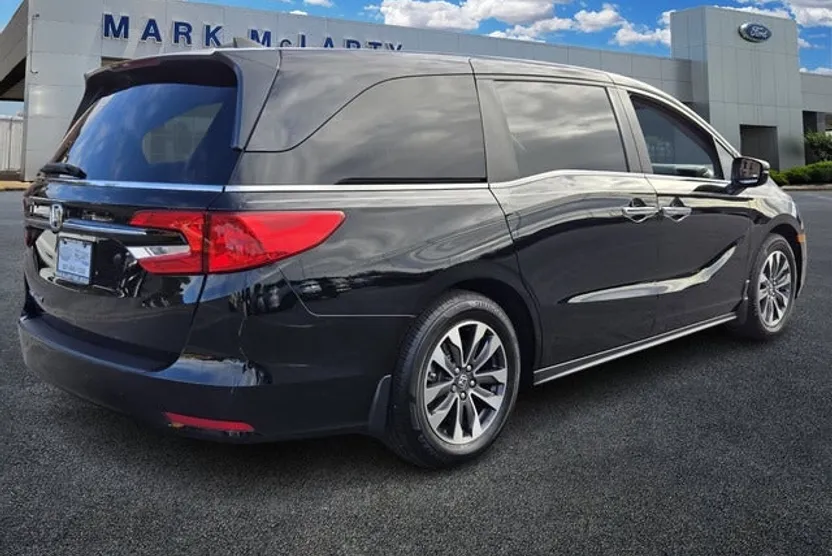 2024 Honda Odyssey EX-L photo 1