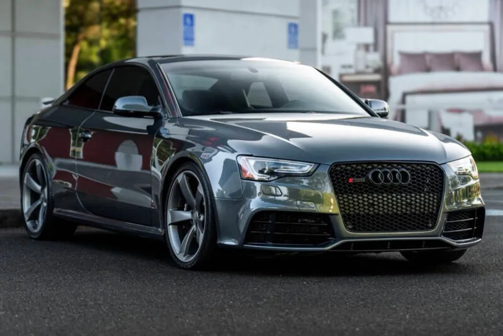 2014 Audi RS 5 photo 1