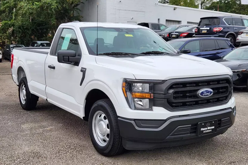 2023 Ford F-150 XL photo 1