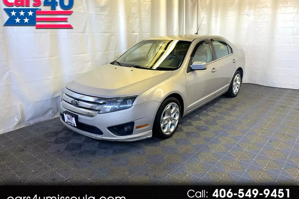 2010 Ford Fusion SE photo 1