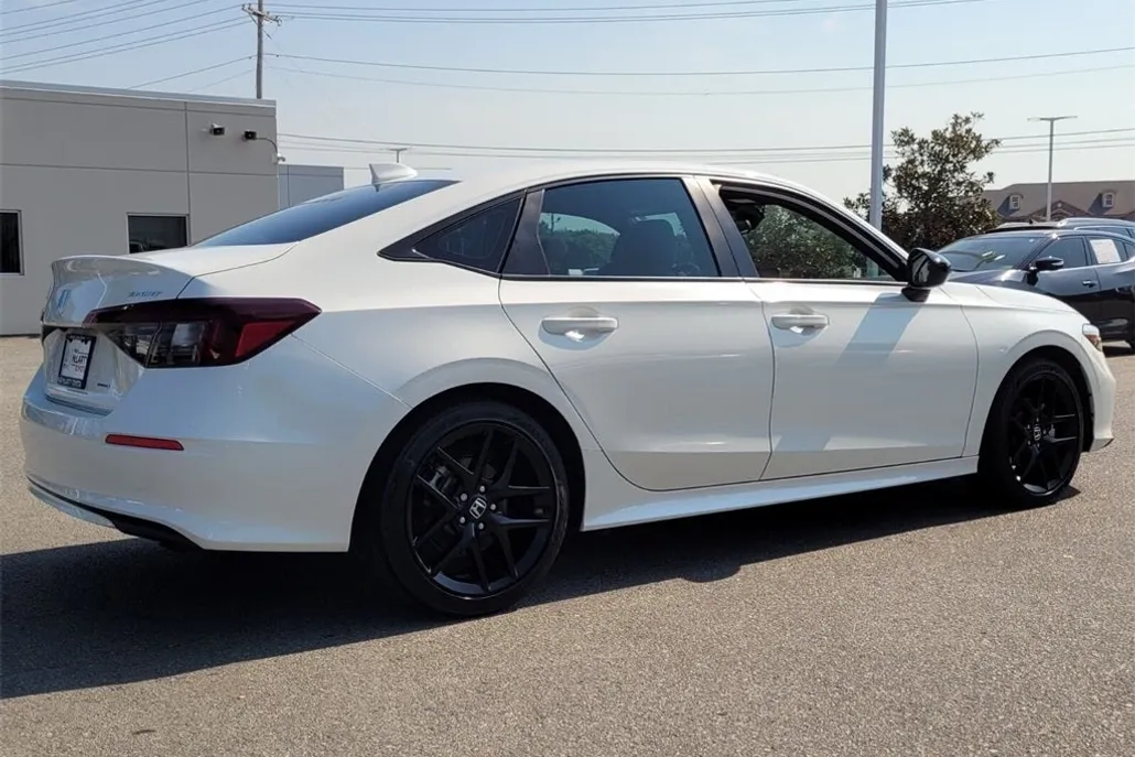 2025 Honda Civic Sport photo 1