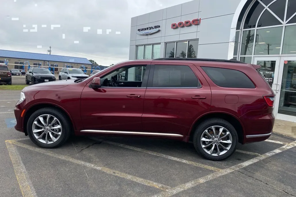 2022 Dodge Durango SXT photo 1