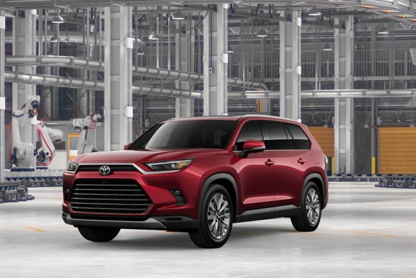 2026 Toyota Grand Highlander Platinum AWD photo 1