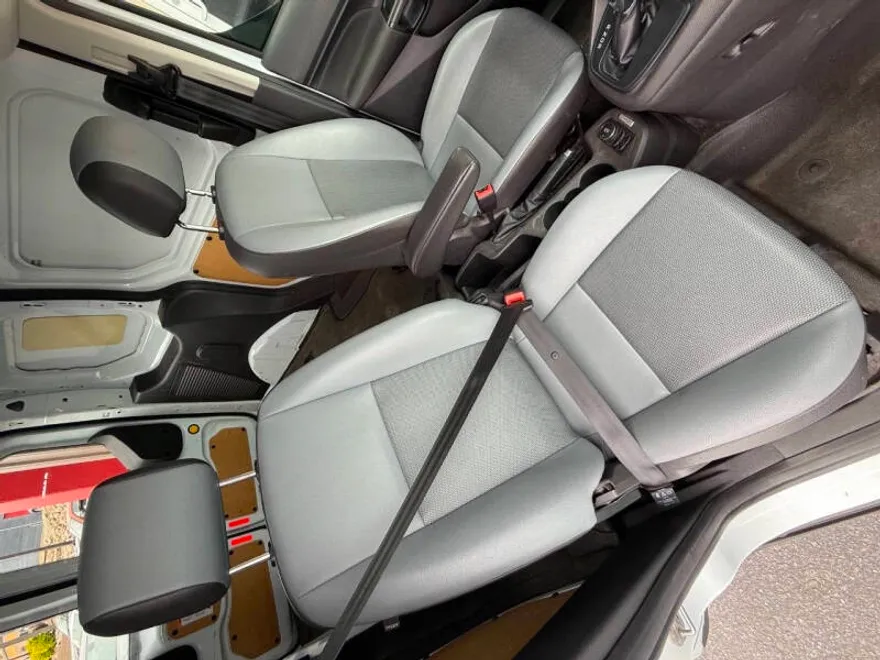 2017 Ford Transit Connect XL photo 1