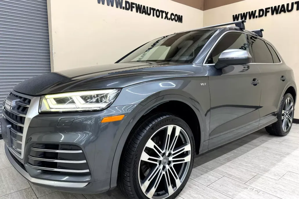 2018 Audi SQ5 Premium Plus photo 1