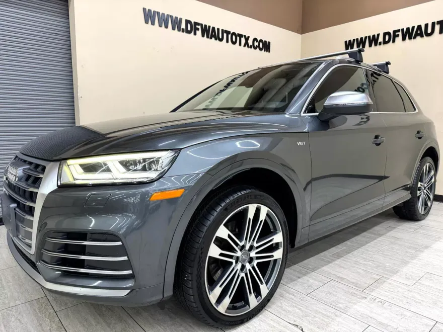 2018 Audi SQ5 Premium Plus photo 1