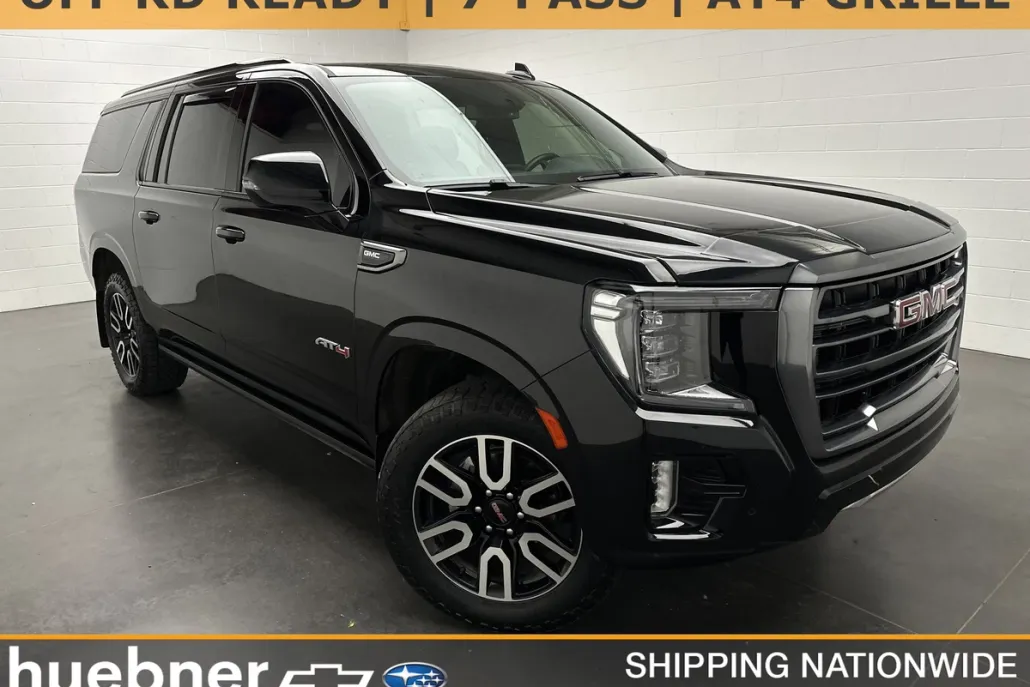 2023 Gmc Yukon XL AT4 photo 1