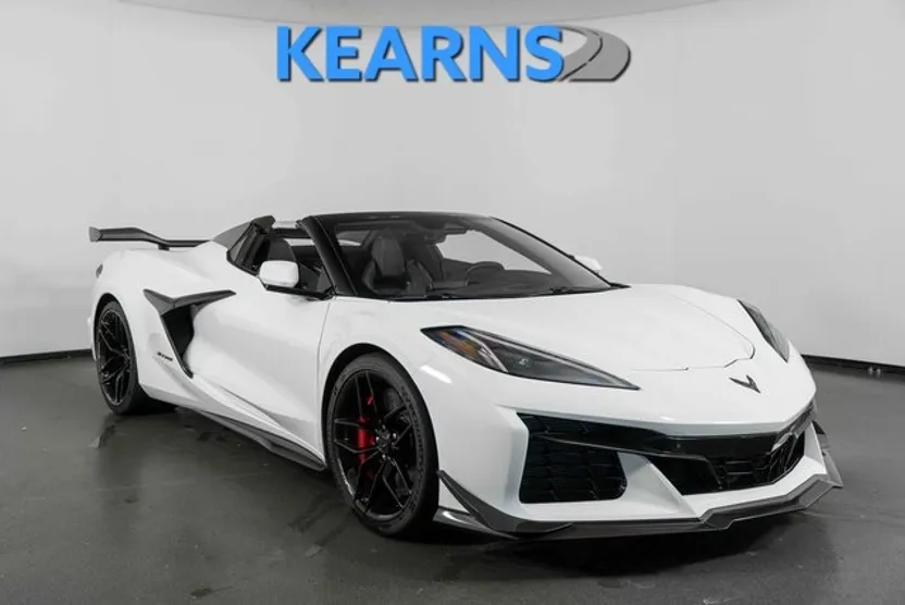 2025 Chevrolet Corvette Z06 2LZ photo 1
