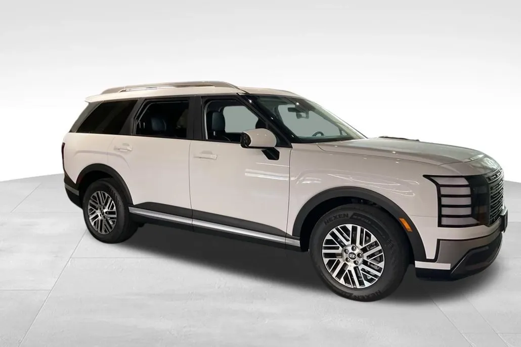 2026 Hyundai Palisade SEL photo 1