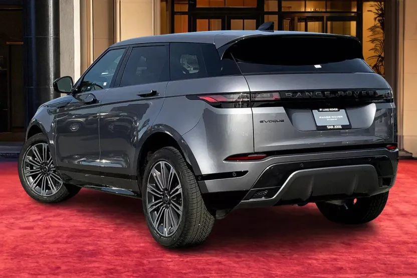 2026 Land Rover Range Rover Evoque Dynamic SE photo 1
