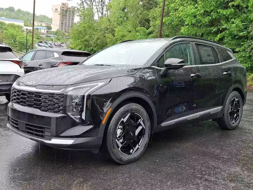 2026 Kia Sportage EX photo 1