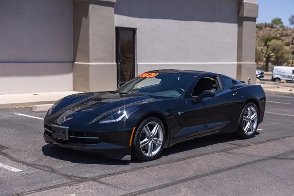 2017 Chevrolet Corvette Stingray 1LT photo 1