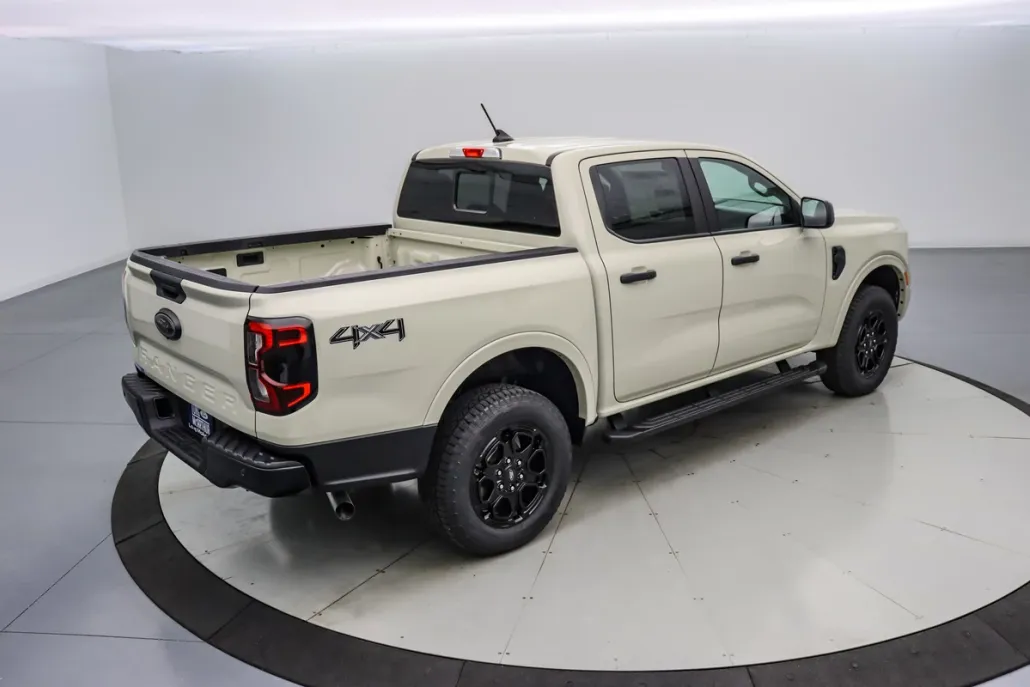 2025 Ford Ranger XLT photo 1