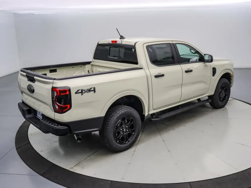 2025 Ford Ranger XLT photo 1
