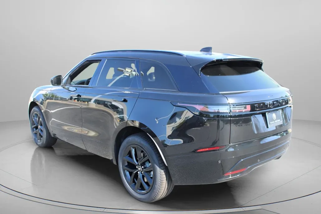 2025 Land Rover Range Rover Velar P250 Dynamic SE photo 1