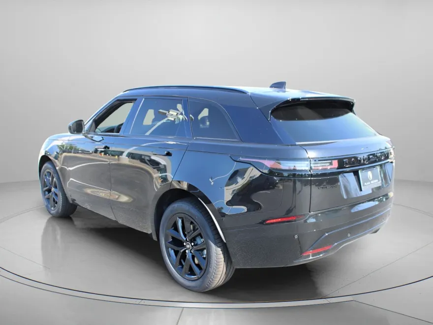 2025 Land Rover Range Rover Velar P250 Dynamic SE photo 1