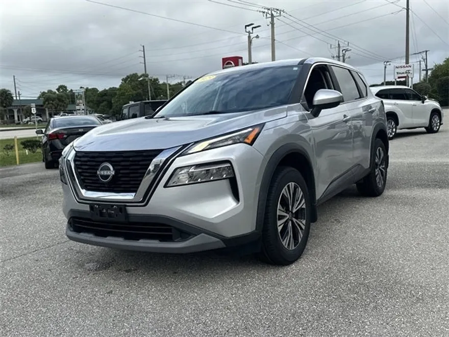 2023 Nissan Rogue SV photo 1