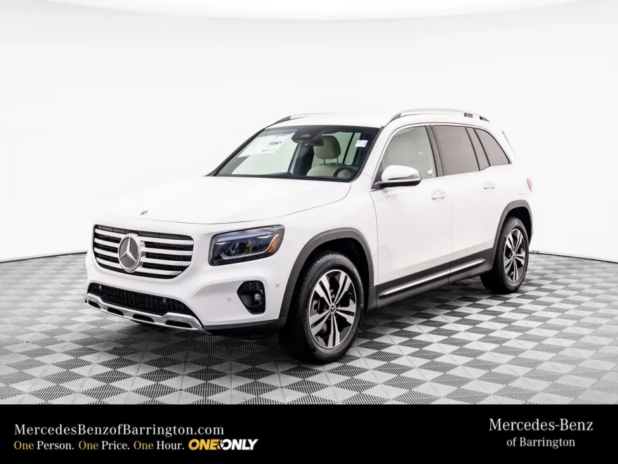 2025 Mercedes Benz GLB 250 4MATIC photo 1