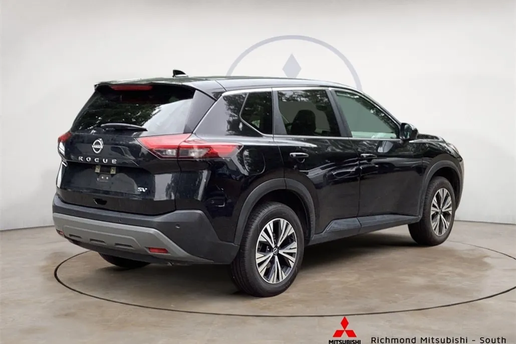 2023 Nissan Rogue SV photo 1