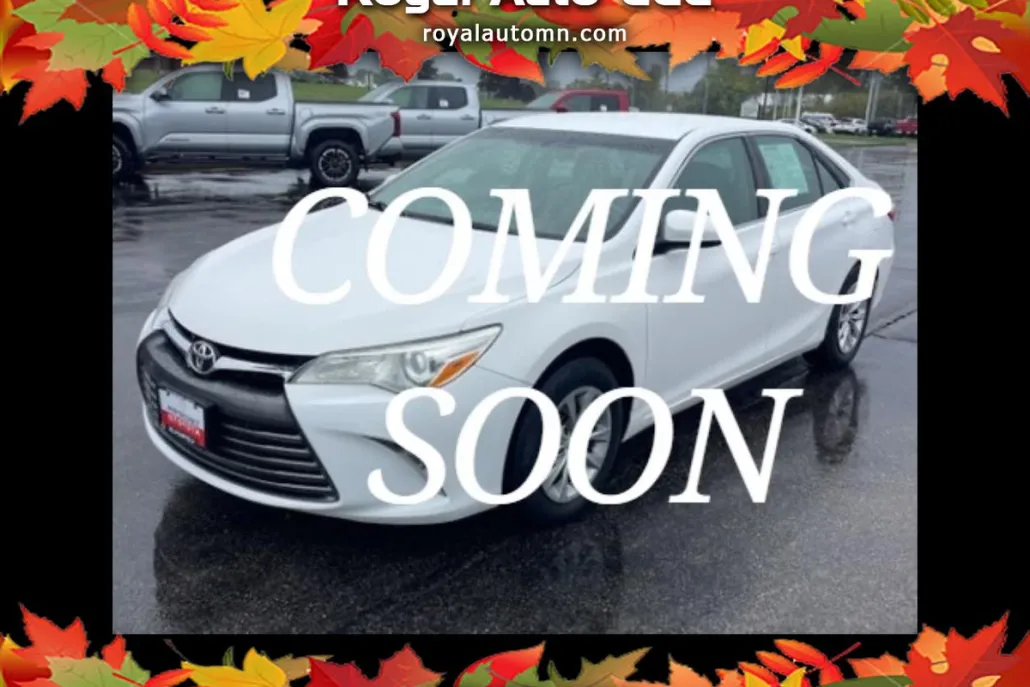 2015 Toyota Camry LE photo 1
