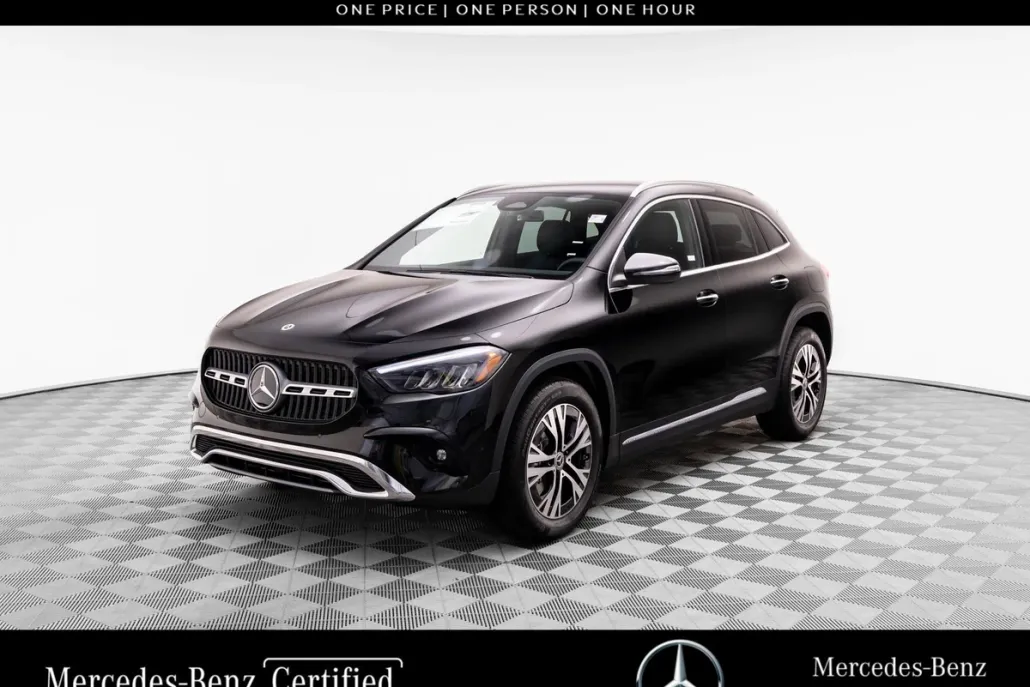 2025 Mercedes Benz GLA 250 4MATIC photo 1