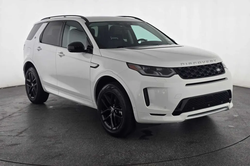 2025 Land Rover Discovery Sport S photo 1