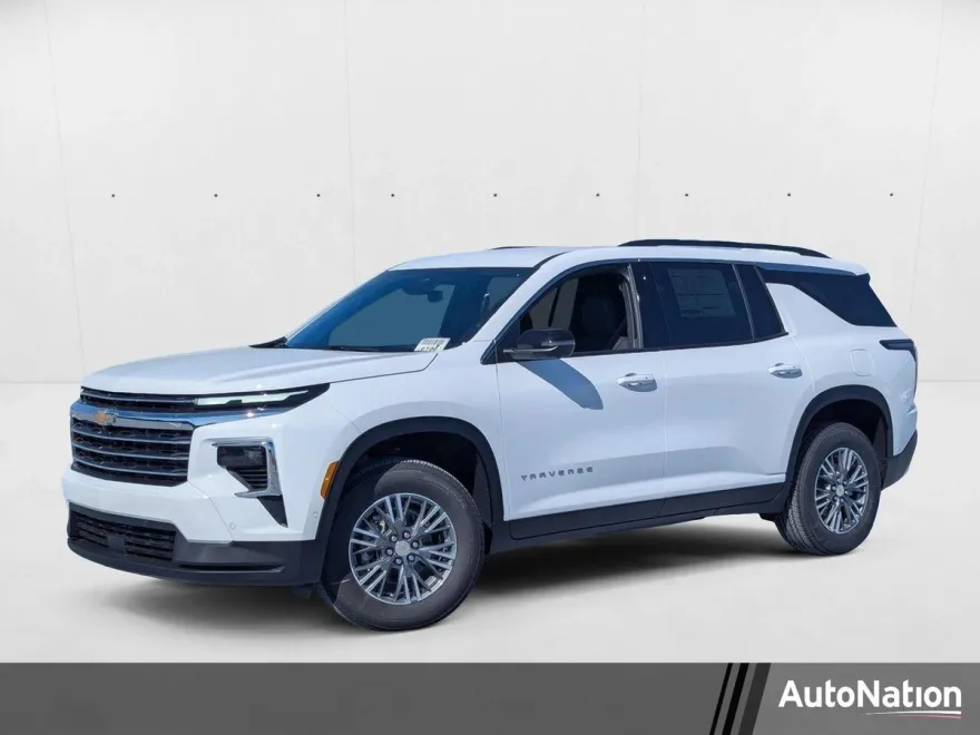 2025 Chevrolet Traverse photo 1