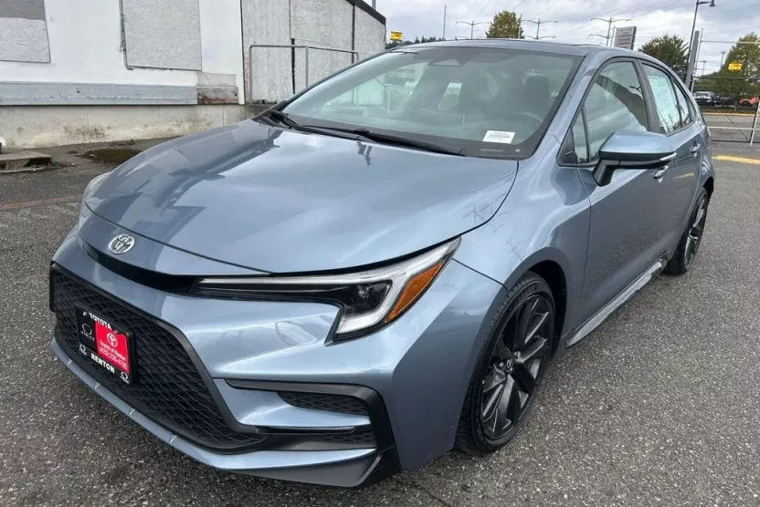 2023 Toyota Corolla XSE photo 1