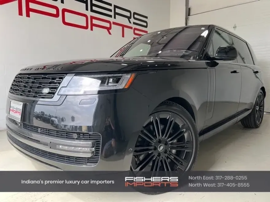 2023 Land Rover Range Rover SE photo 1