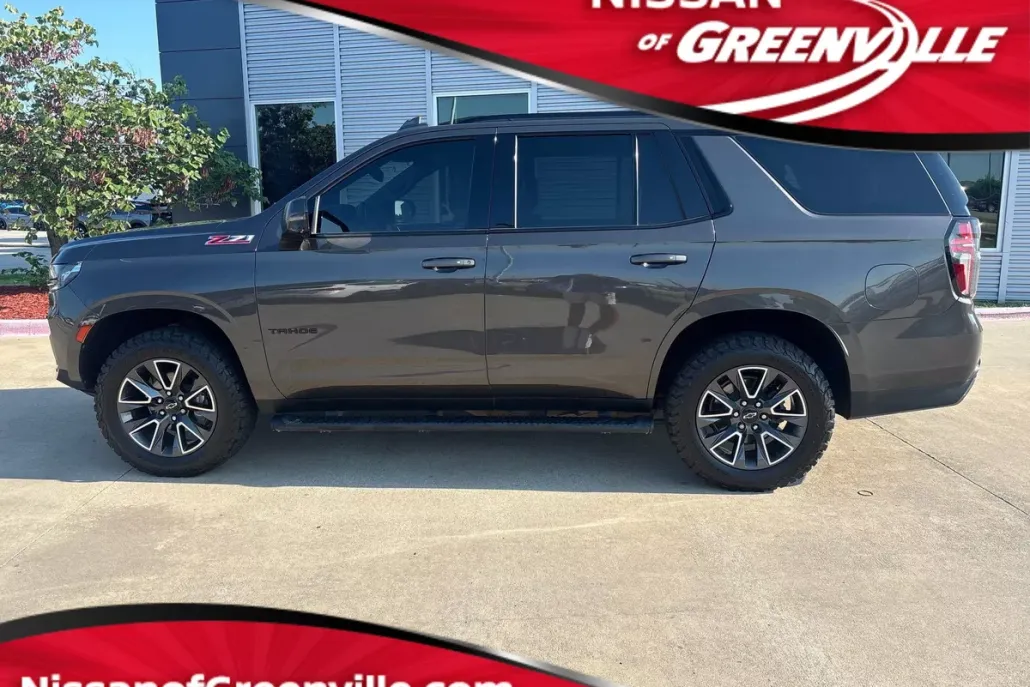 2021 Chevrolet Tahoe Z71 photo 1