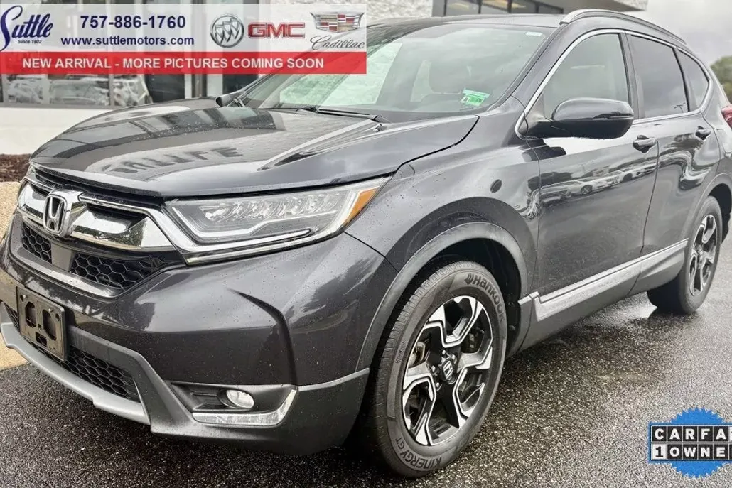 2017 Honda CR-V Touring photo 1