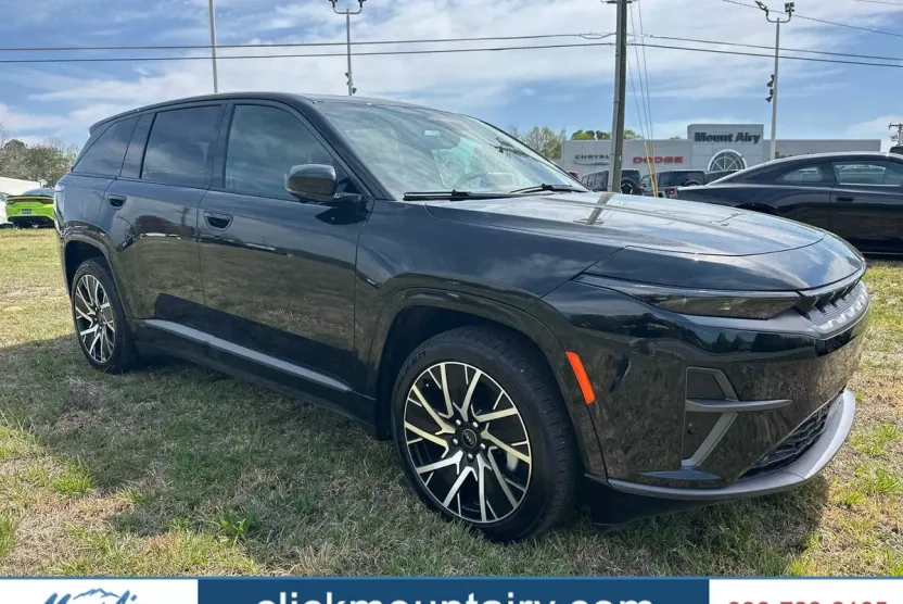 2025 Jeep Wagoneer S Limited photo 1