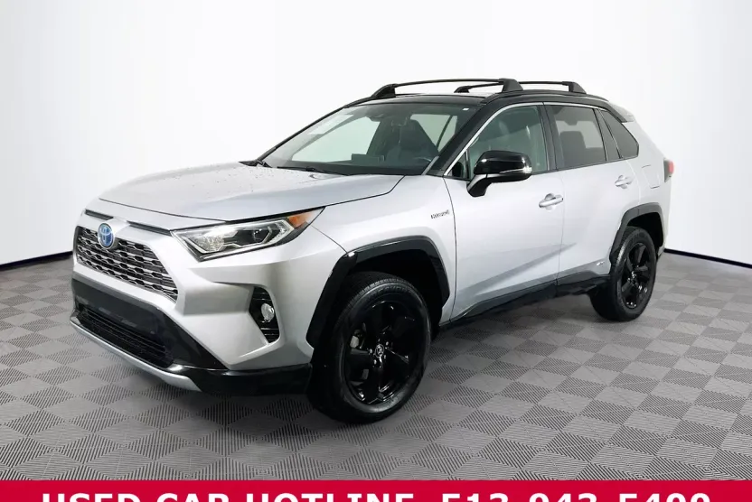 2019 Toyota RAV4 Hybrid XSE photo 1