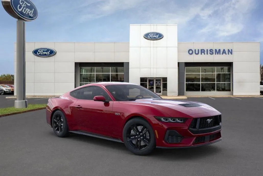 2025 Ford Mustang GT photo 1