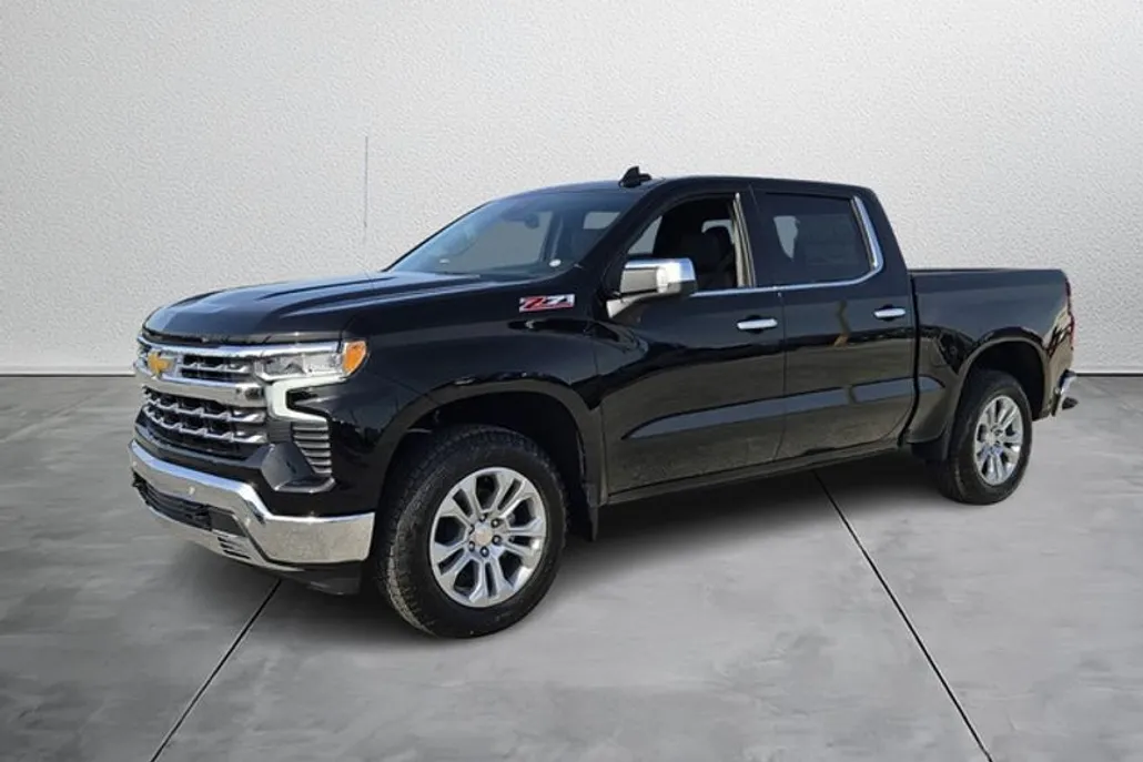 2025 Chevrolet Silverado 1500 LTZ photo 1