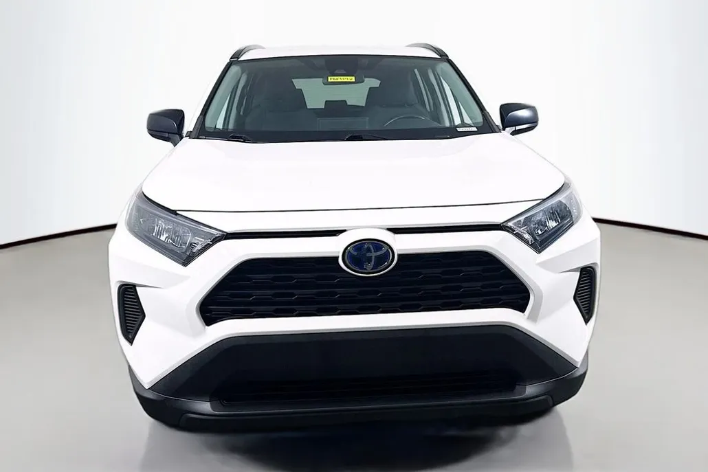 2022 Toyota RAV4 Hybrid LE photo 1