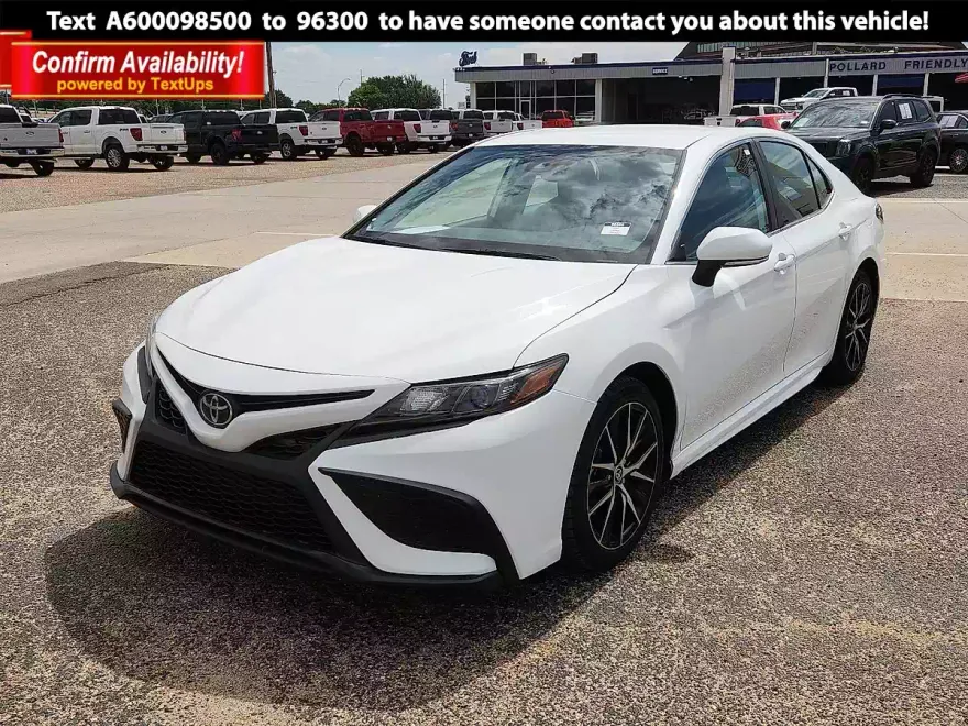 2024 Toyota Camry SE photo 1