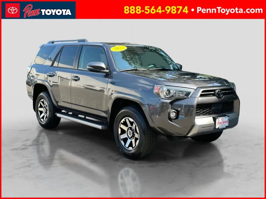 2022 Toyota 4Runner TRD photo 1