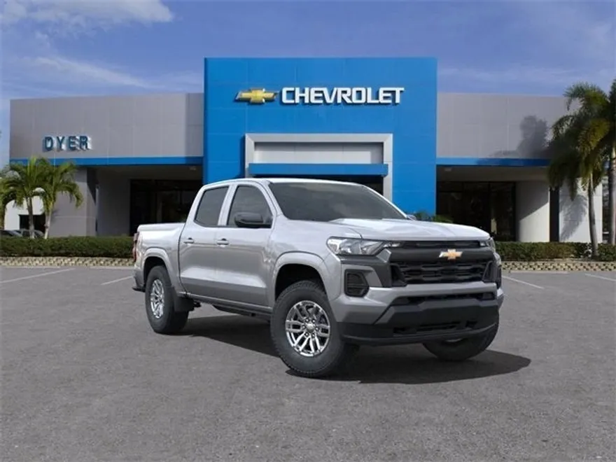 2025 Chevrolet Colorado Work Truck LT photo 1