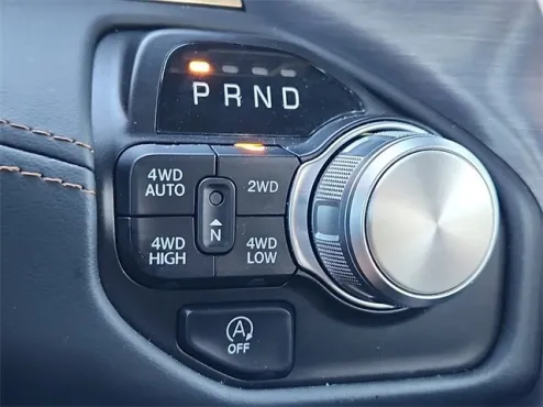 2023 Ram 1500 Longhorn photo 4