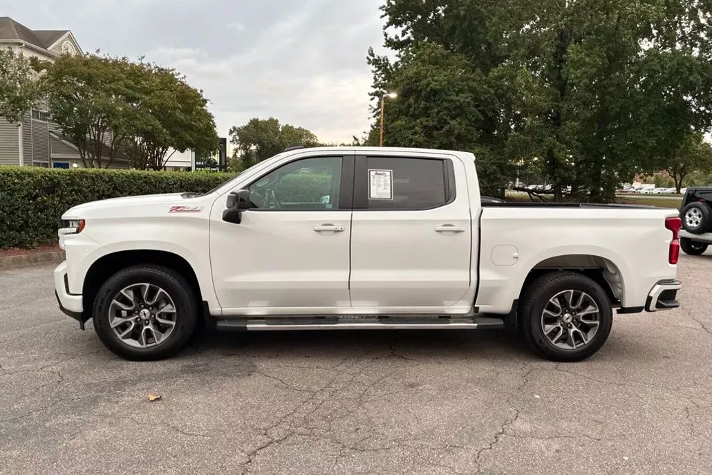 2020 Chevrolet Silverado 1500 RST photo 1