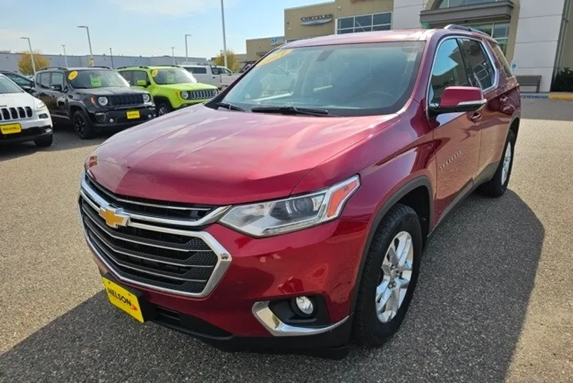 2019 Chevrolet Traverse Cloth 1LT photo 1