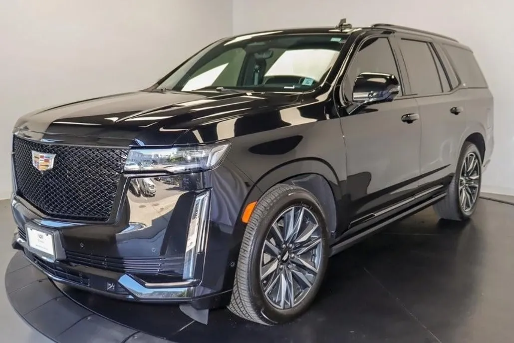 2021 Cadillac Escalade Sport photo 1