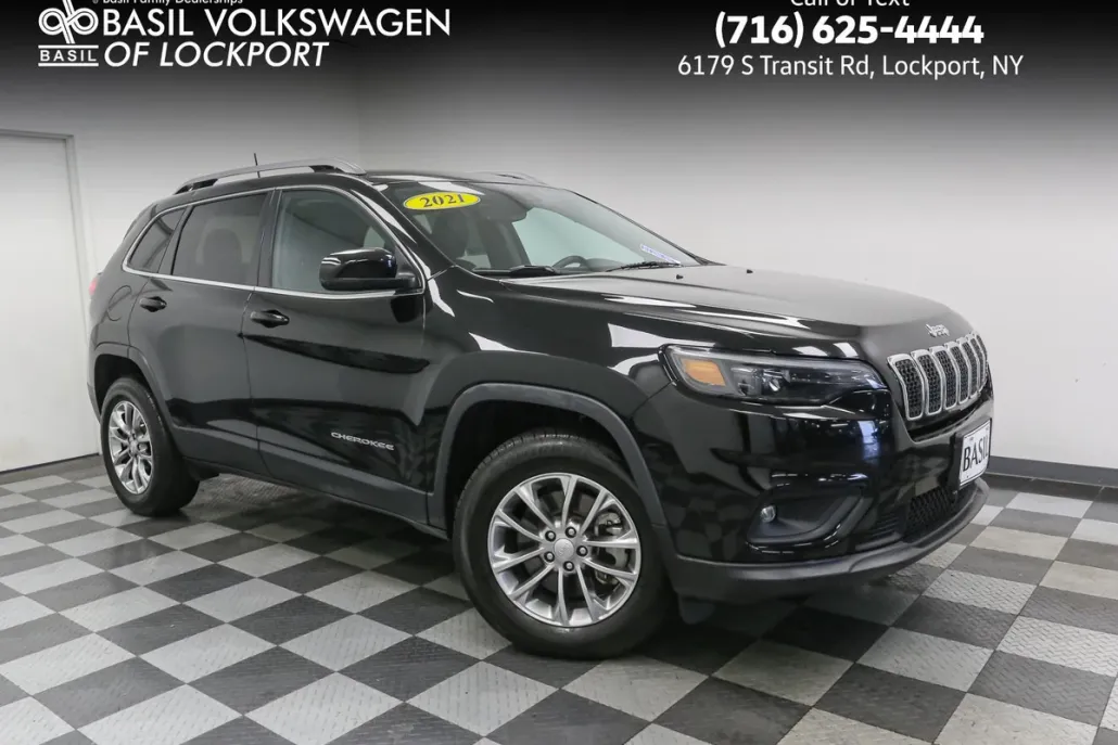 2021 Jeep Cherokee Latitude Lux photo 1
