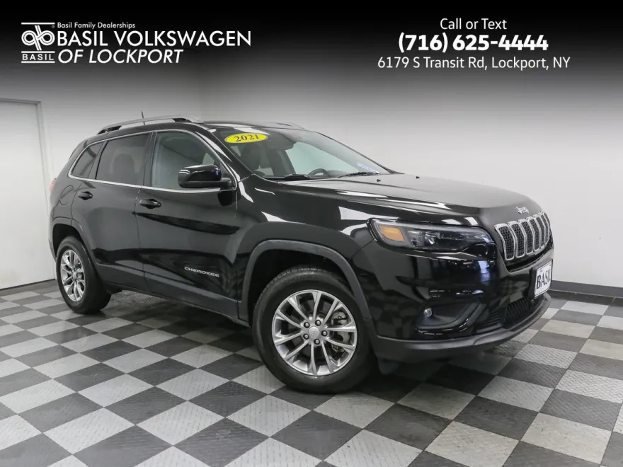 2021 Jeep Cherokee Latitude Lux photo 1