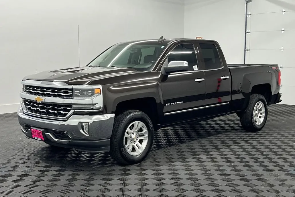 2018 Chevrolet Silverado 1500 LTZ photo 1